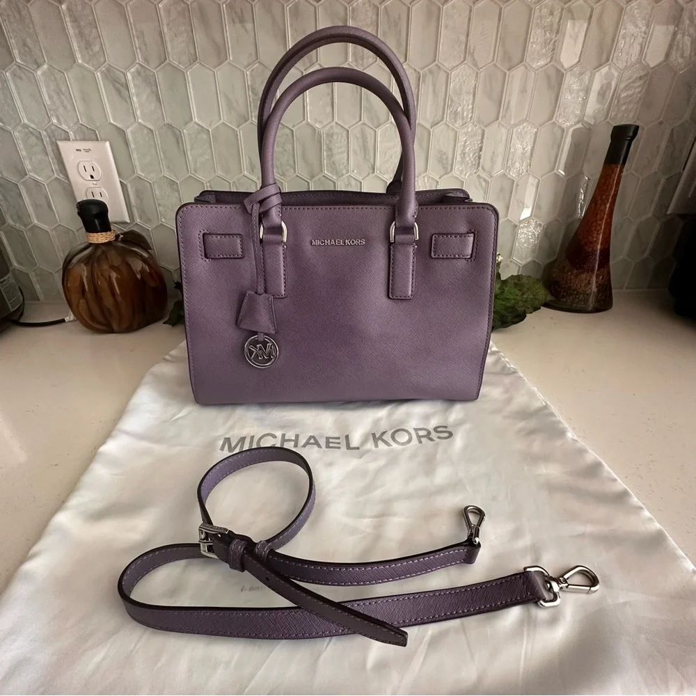 Michael Kors Lavender Saffiano Leather Satchel Bag With Detachable Strap & Dust - Picture 2 of 16